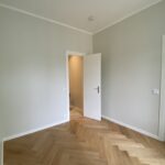 makuuhuoneen maalaus